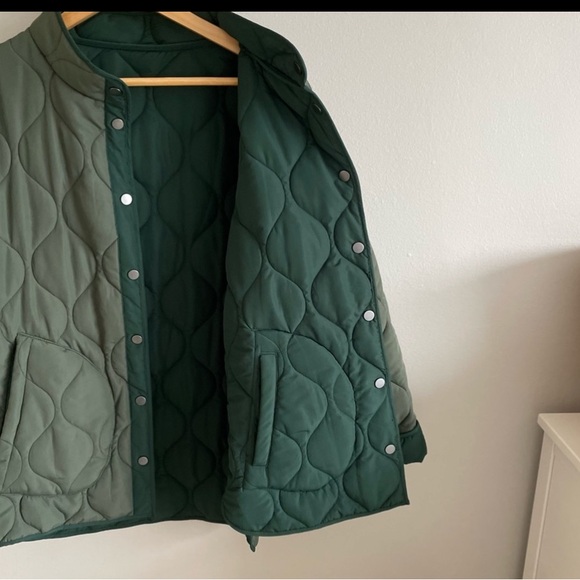 Summersalt Eco Quilted Lightweight Jacket - Picture 3 of 5